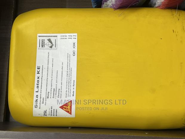 Sika Latex Waterproofing and Bonding Agent - thumbnail 2