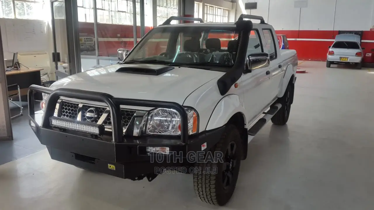 Nissan Np300 Bullbar