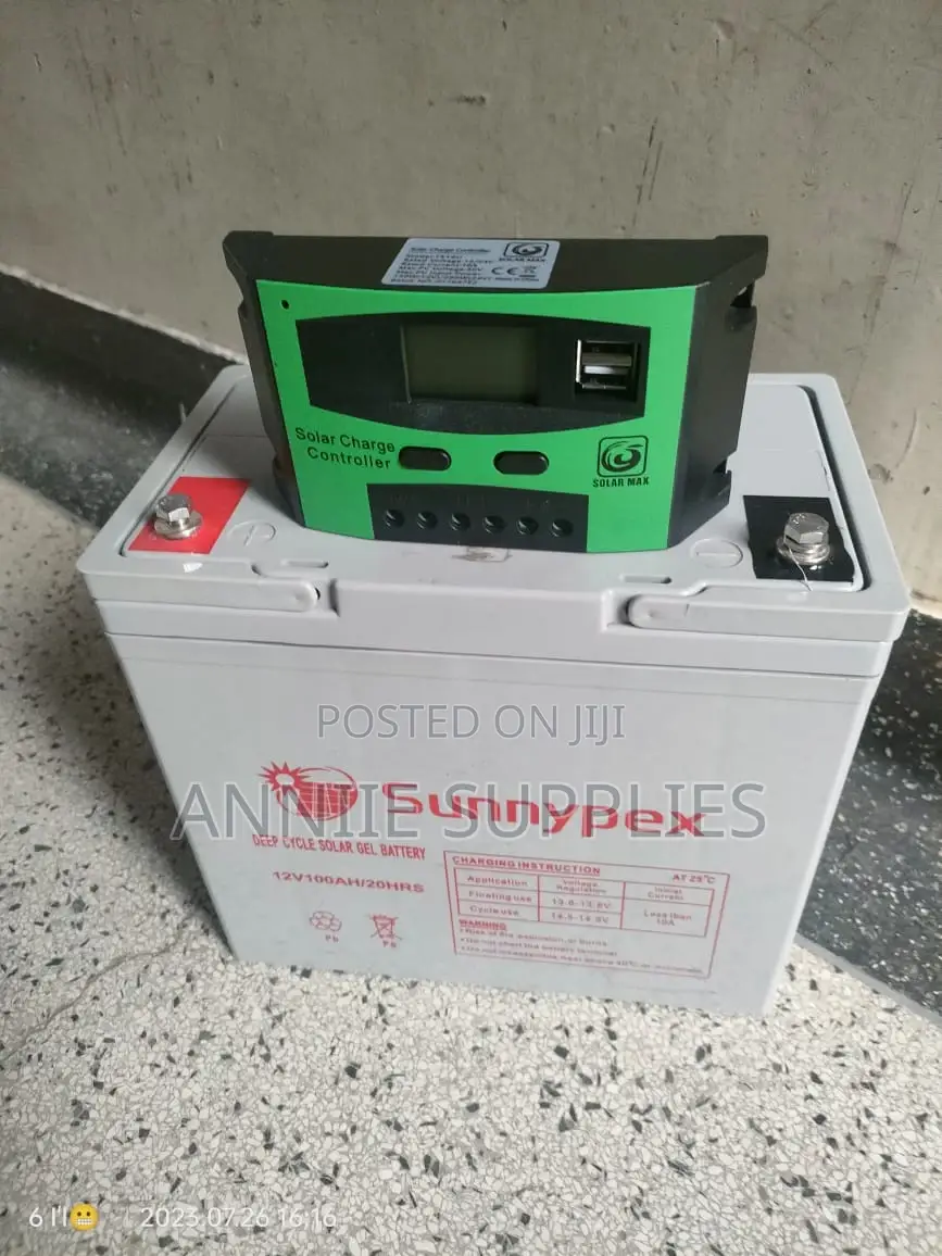 Free Maintenance Solar Battery 100AH+20A Controller