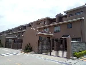 5bdrm Townhouse/Terrace in Syokimau, Gateway Mall Area for sale