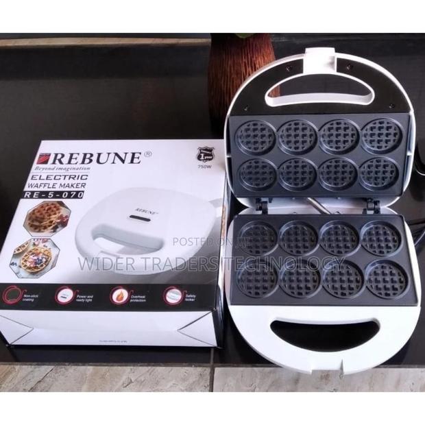2-Slice Waffle Maker Non- Stick Coating - main view