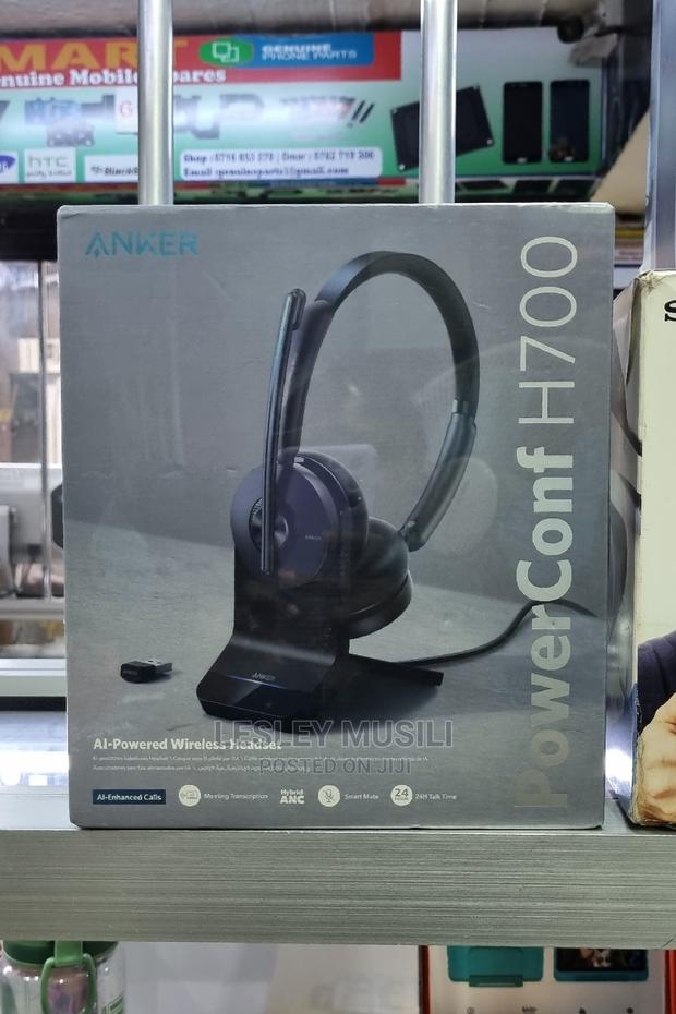 Anker Powerconf H700 With Charging Stand, Bluetooth Headset - thumbnail 2