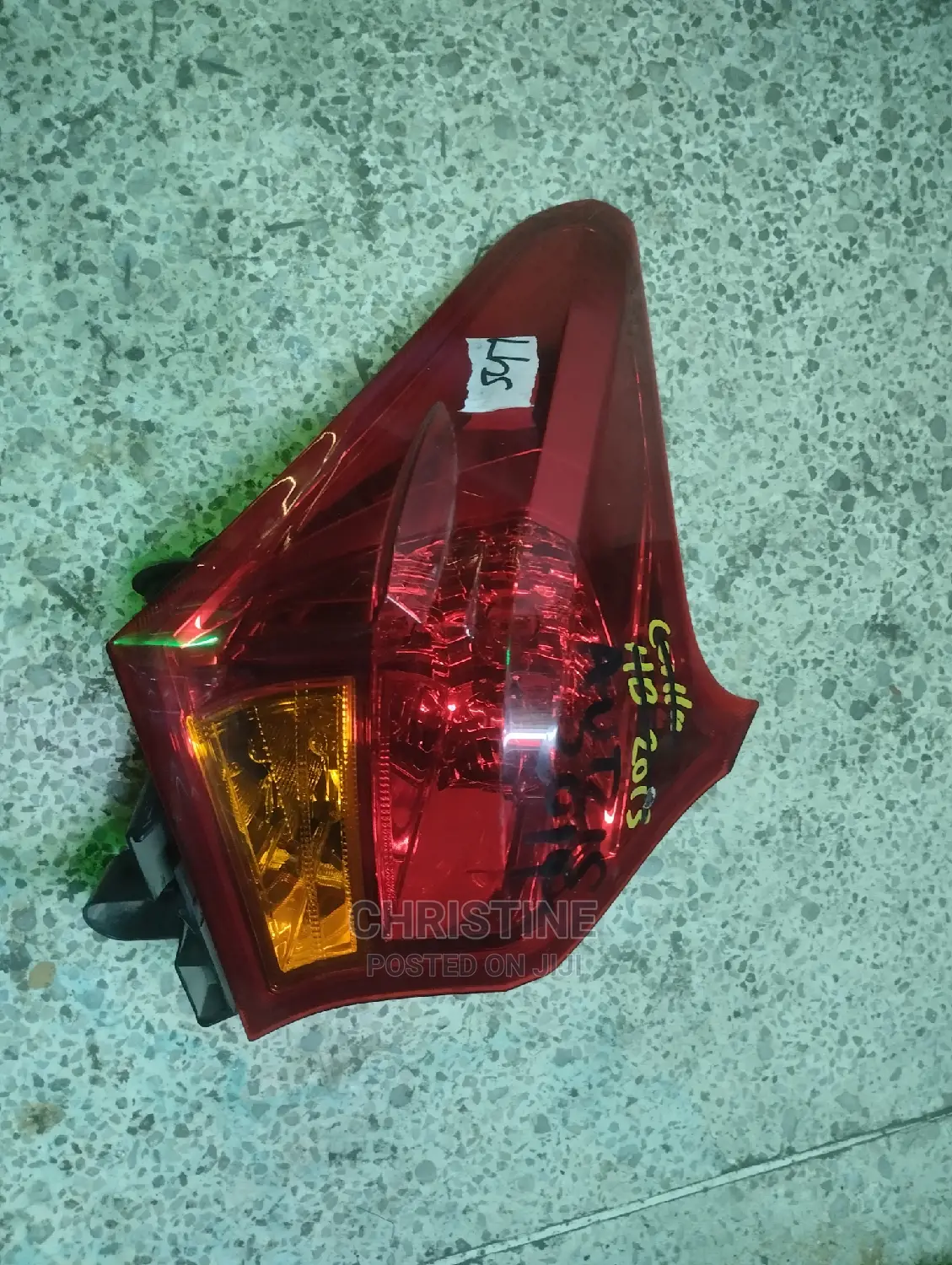 Auris LHS Tailight