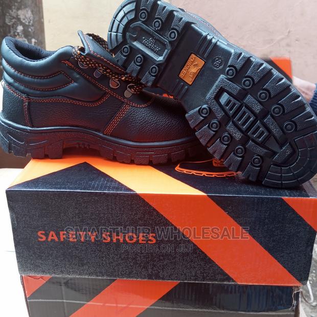 Safety Boots Safety Shoe - main view