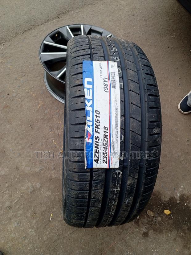 235/45r18 Falken Made in Japan