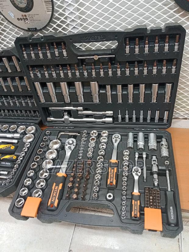 197pcs Toolbox - main view