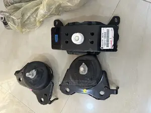 Landcruiser 200 Series URJ Engine Gearbox Mountings