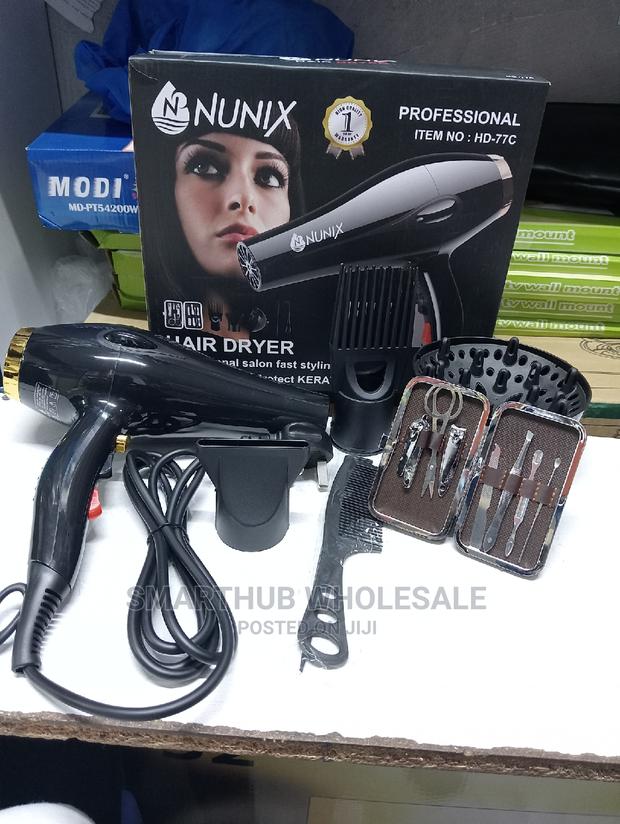 Nunix Brodry Hairdryer Red