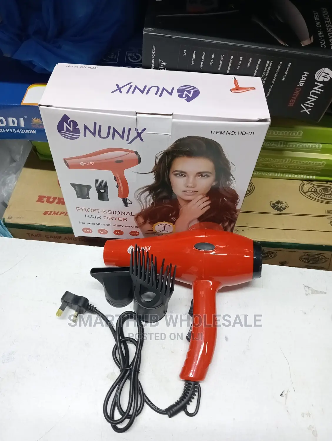 Nunix Brodry Hairdryer Red