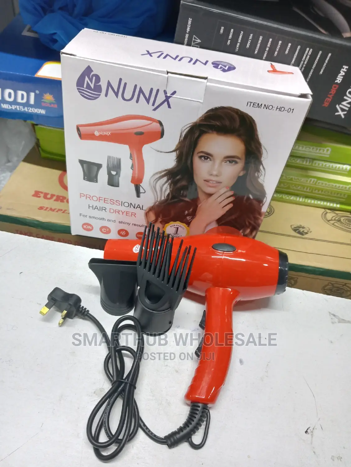 Nunix Brodry Hairdryer Red