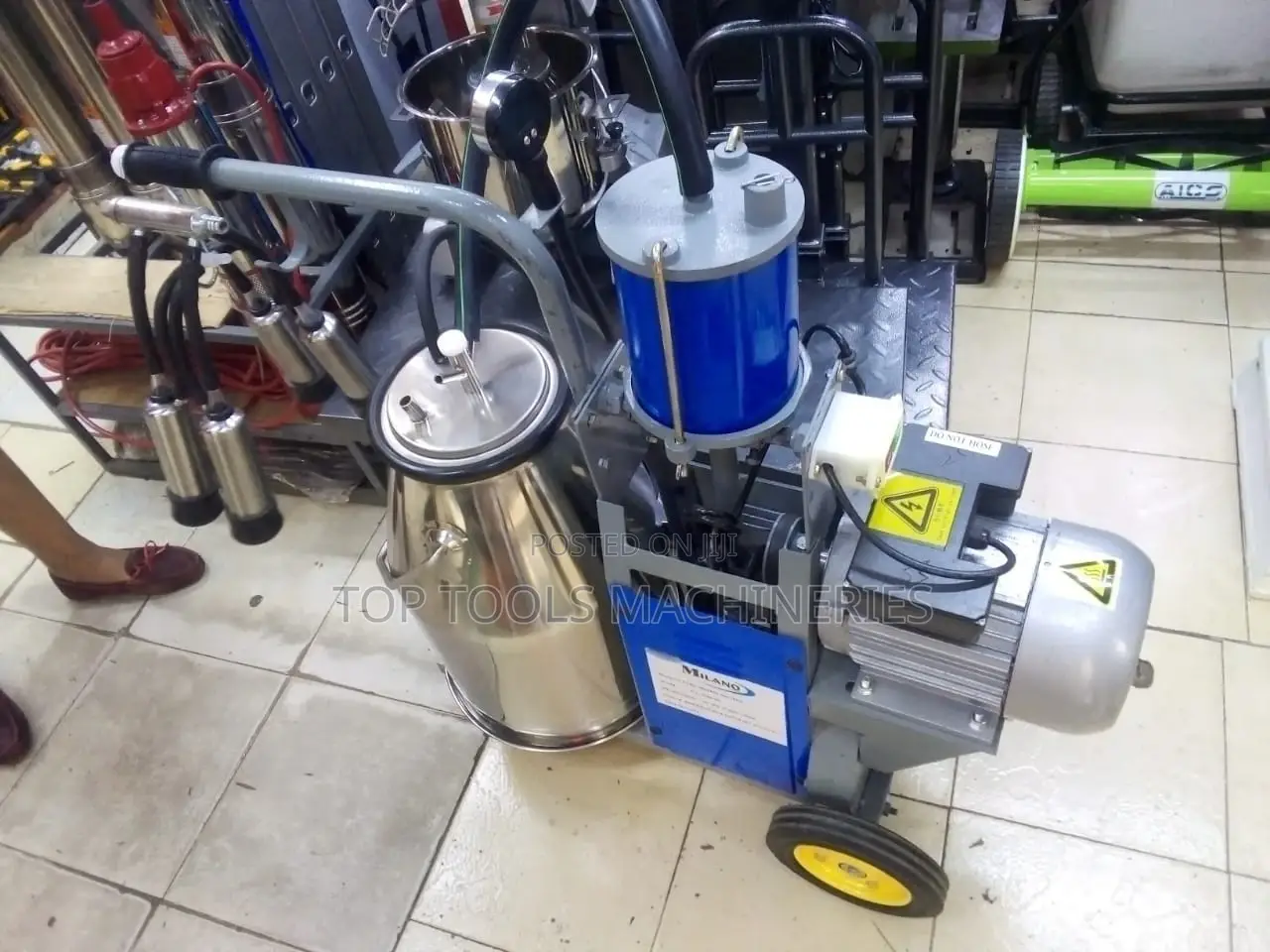 Milano 25L Single Bucket Milking Machine