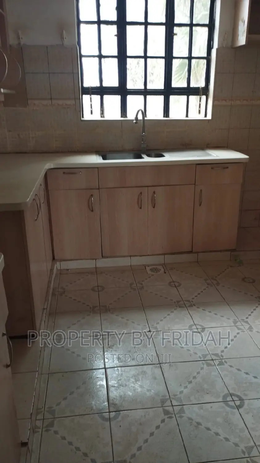 5bdrm Maisonette in Kitengela for rent
