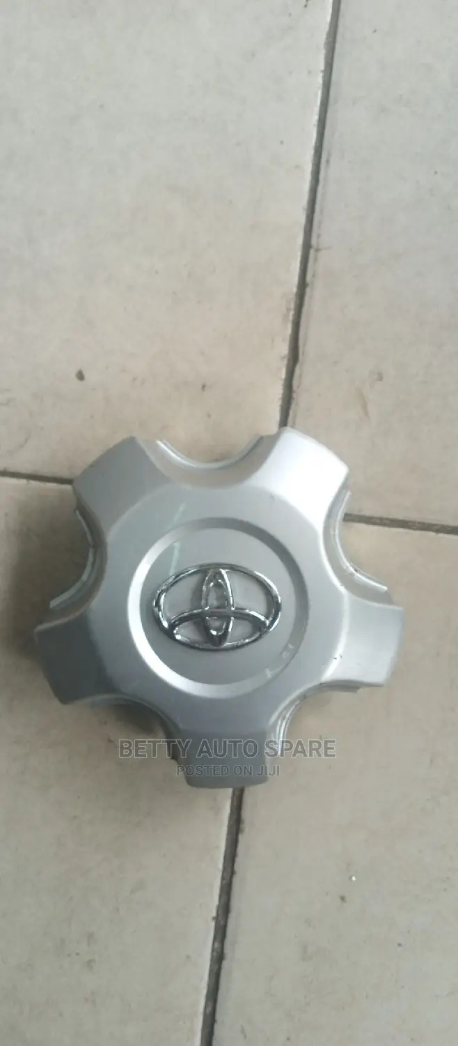 Toyota Hilux Wheel Caps