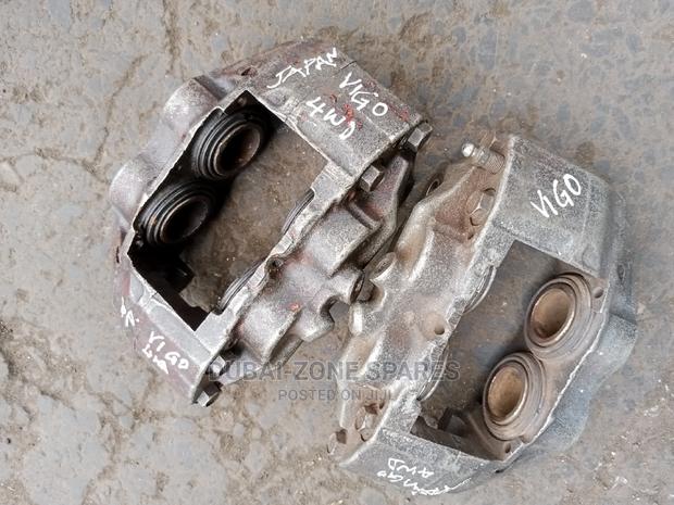 Front Brake Calipers Hilux Vigo Japan D-4d Available. - thumbnail 2