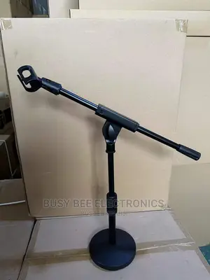 Round Table Stand