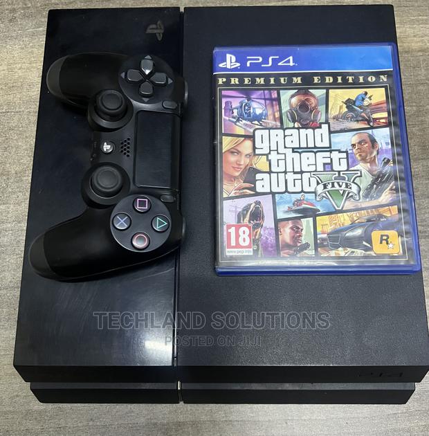 Sony PS4 Standard + GTA5 Disk