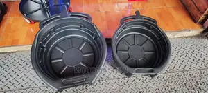 Vehicle Oil and Fluid Service Drainage Pan
