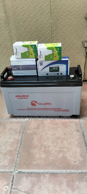 Solar Battery 200ah+ 30A Controllers + 600w Inverter + 2pcs