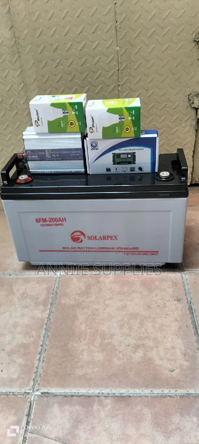 Solar Battery 200ah+ 30A Controllers + 600w Inverter + 2pcs