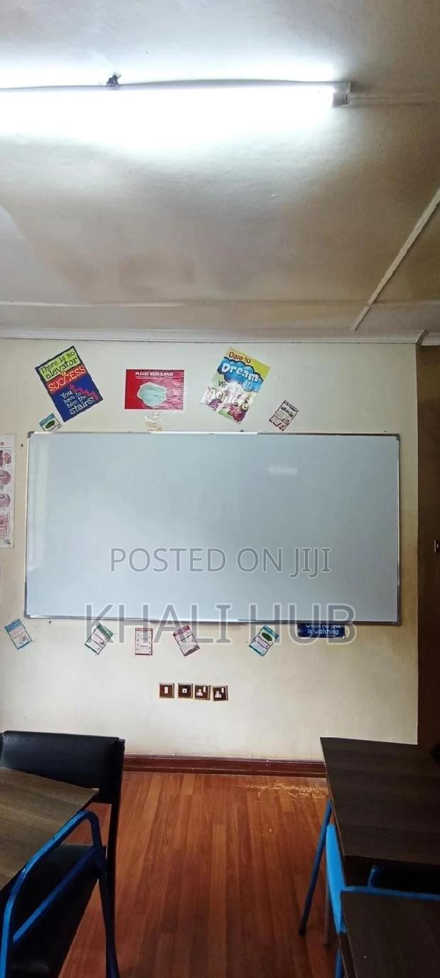 Whiteboard, Whiteboard School. - main view