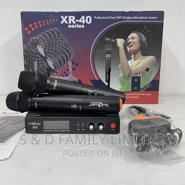 XR-40 Studiomaster Wireless Microphone