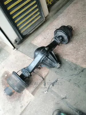 Toyota Dyna Complete Rear Differential (Diff)