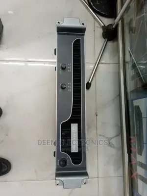 Power Amplifier MA2500- 2000 Watts