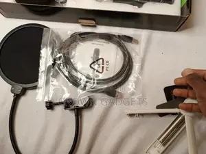 BM 800 Mic Condenser Microphone for Studio