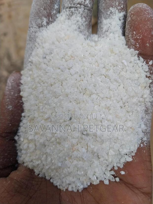 Calcium Grit for Chickens - 1kg - thumbnail 2