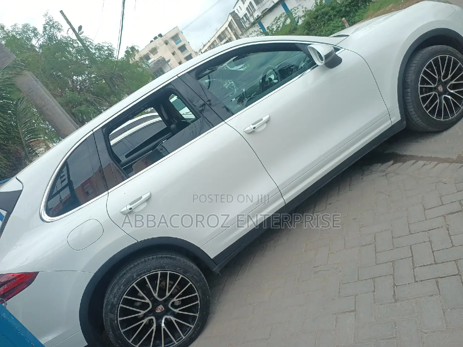 Porsche Cayenne 2016 White