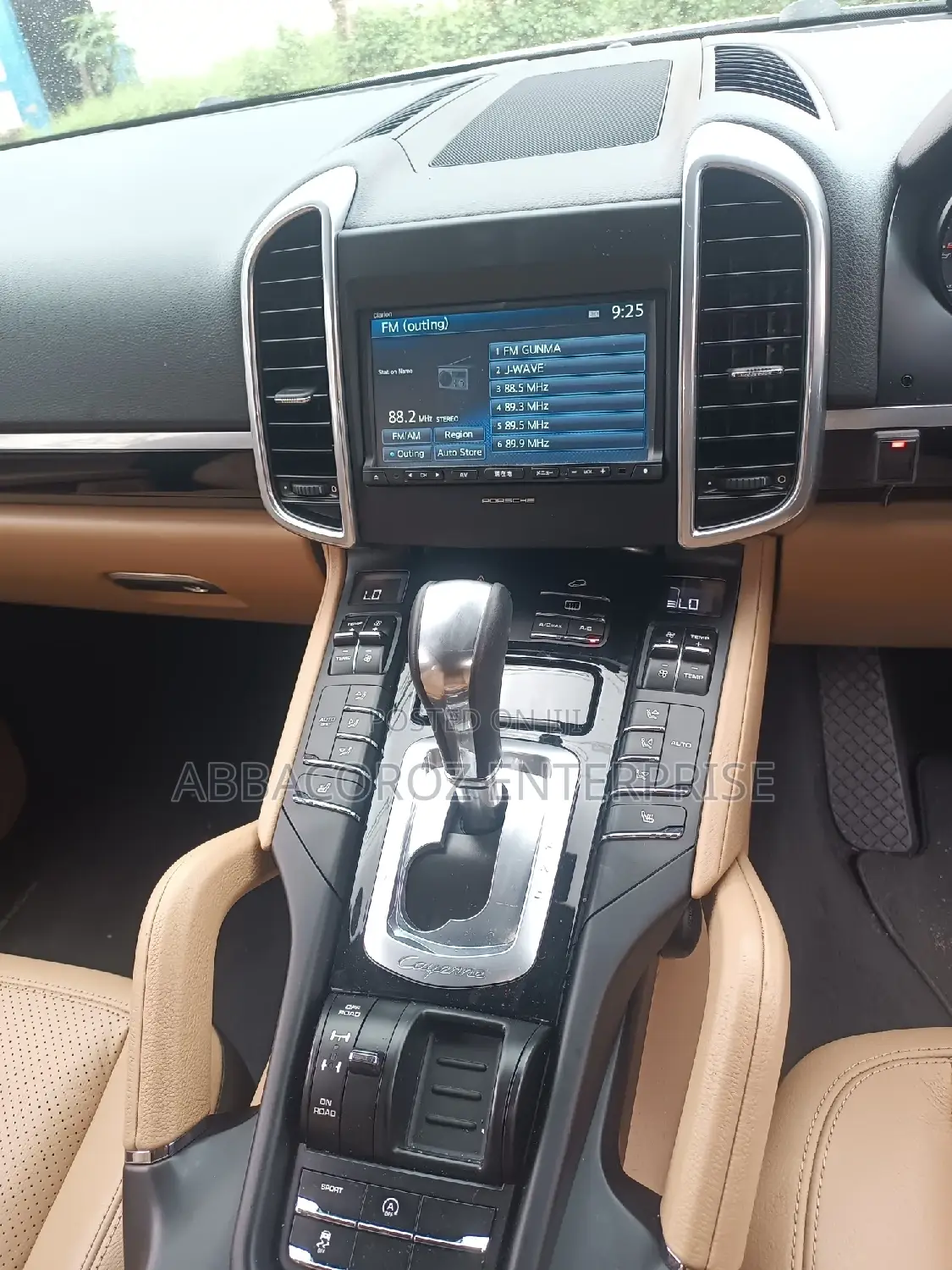 Porsche Cayenne 2016 White