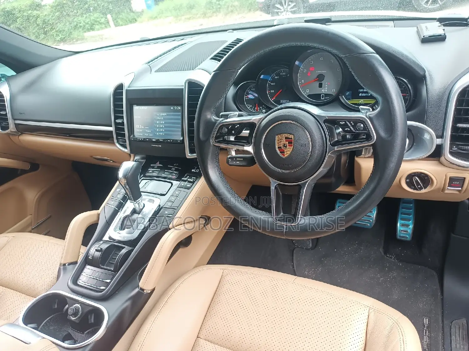 Porsche Cayenne 2016 White