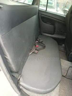 Toyota Probox 2016 Silver