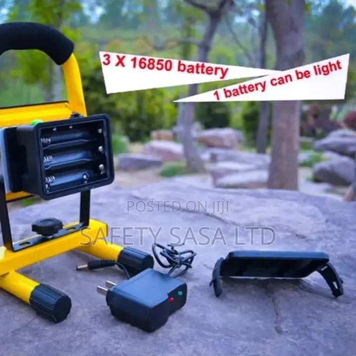 Portable Rechargeable Floodlight