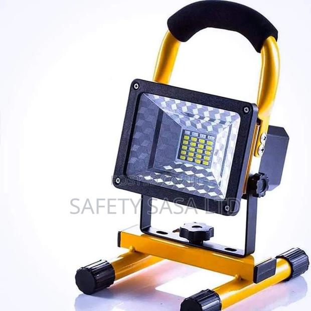 Portable Rechargeable Floodlight - main view