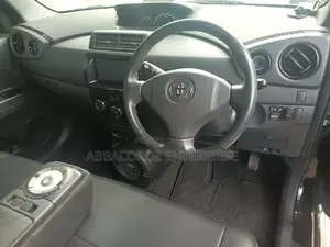 Toyota bB 2016 Black