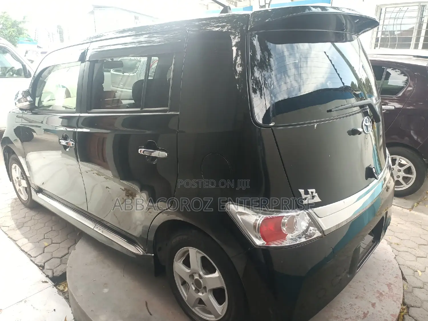 Toyota bB 2016 Black