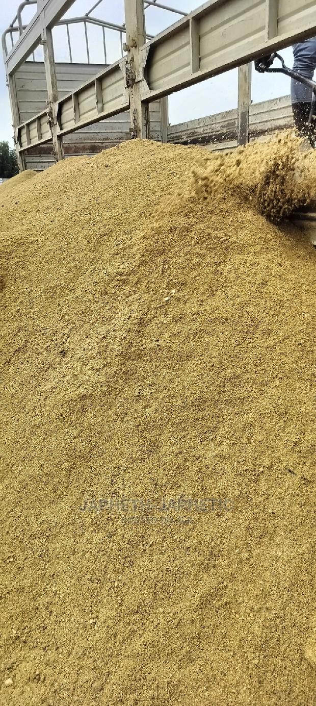 Riversand-White/Brown From Ukambani.";. - thumbnail 4
