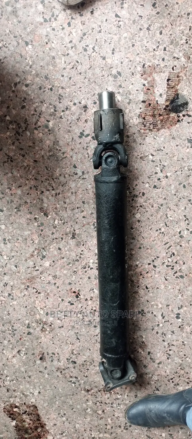 Nissan Vannette Propeller