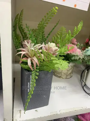 Elegant Decor Flower