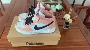 Kids Poisonous Sneakers