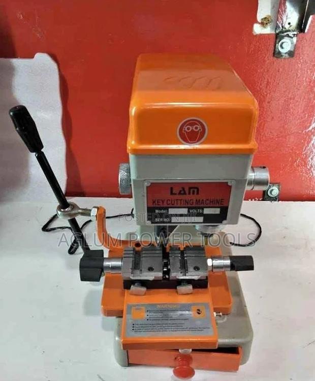 Lam Key Cutting Machine - main view