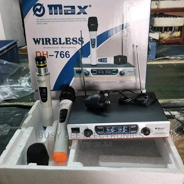White Dh 766 Wireless Microphone - main view