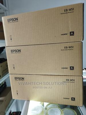 Epson Eb-W51 4000 Lumen Projector 3lcd Technology - thumbnail 2