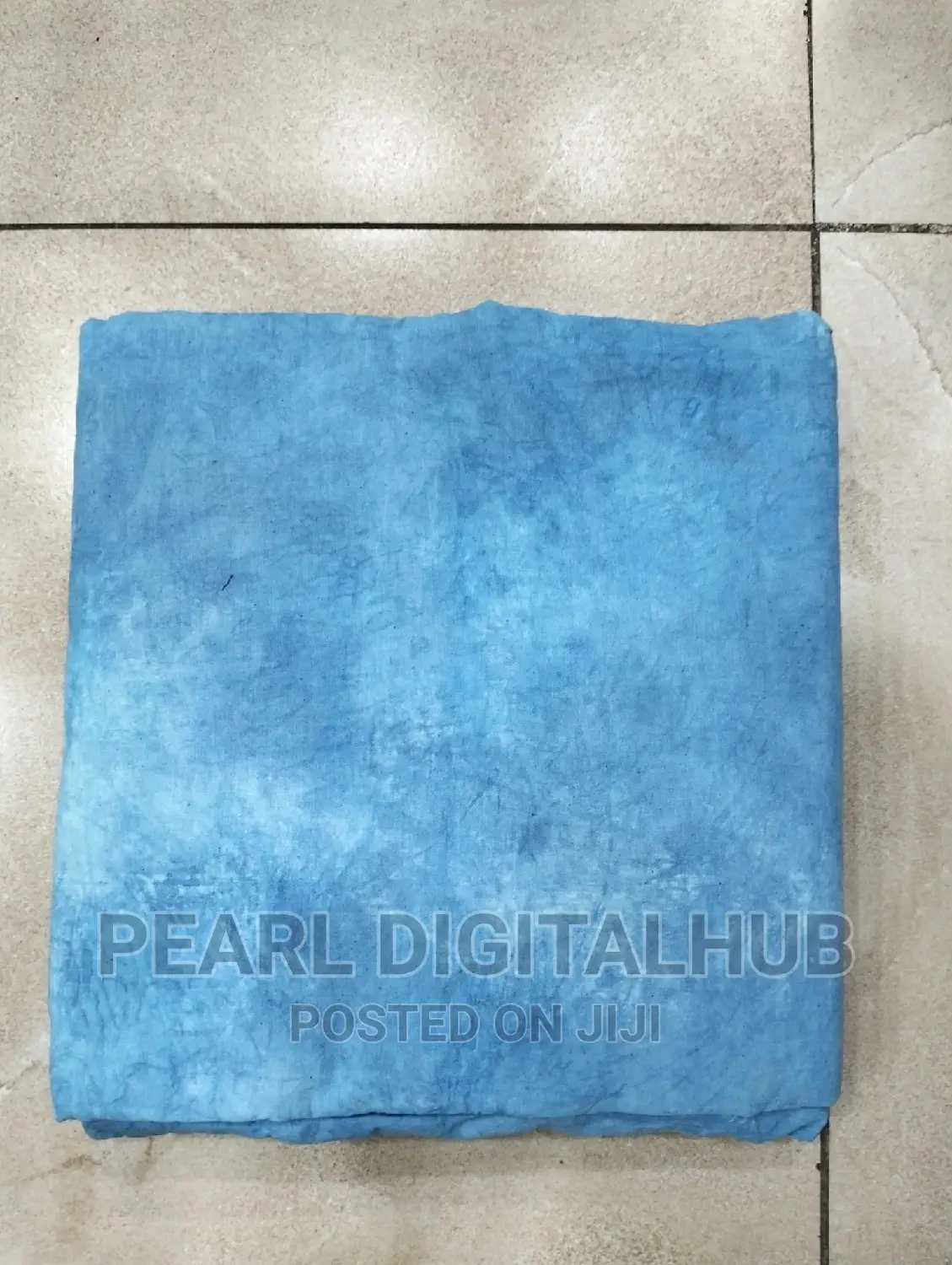 Tie and Dye Light Blue Background