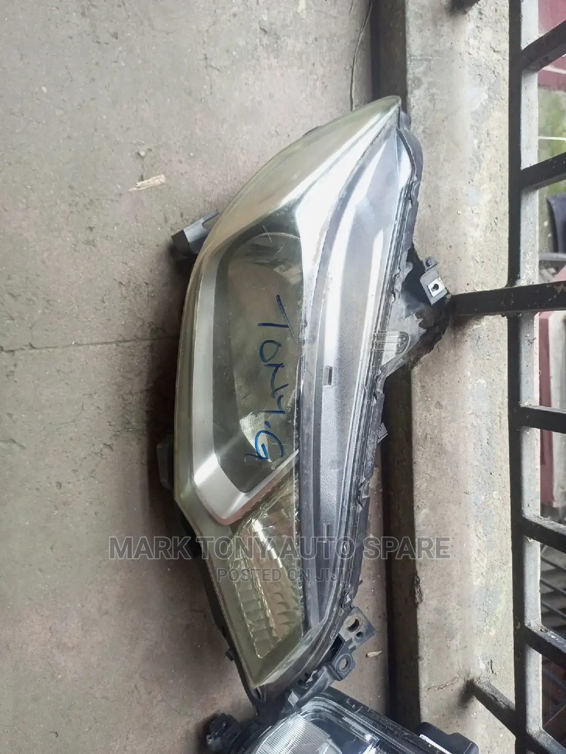 Hondafit 2015 Head Light Non Zenon