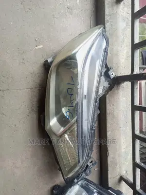 Hondafit 2015 Head Light Non Zenon
