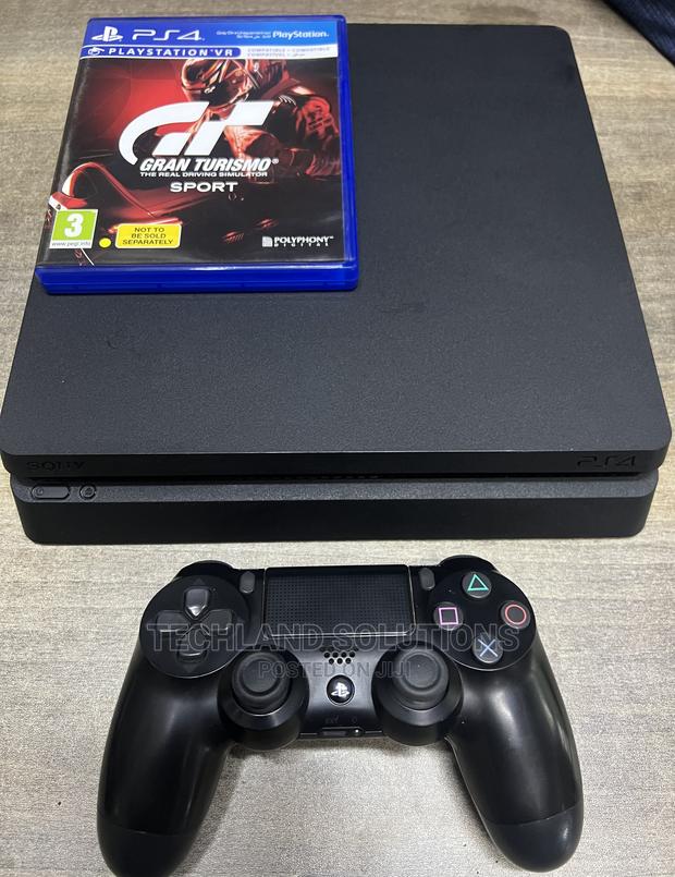 Sony Playstation 4 Slim