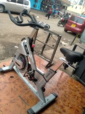 Heavy Duty~ Commercial Spin Bike, 22kg Fly Wheel