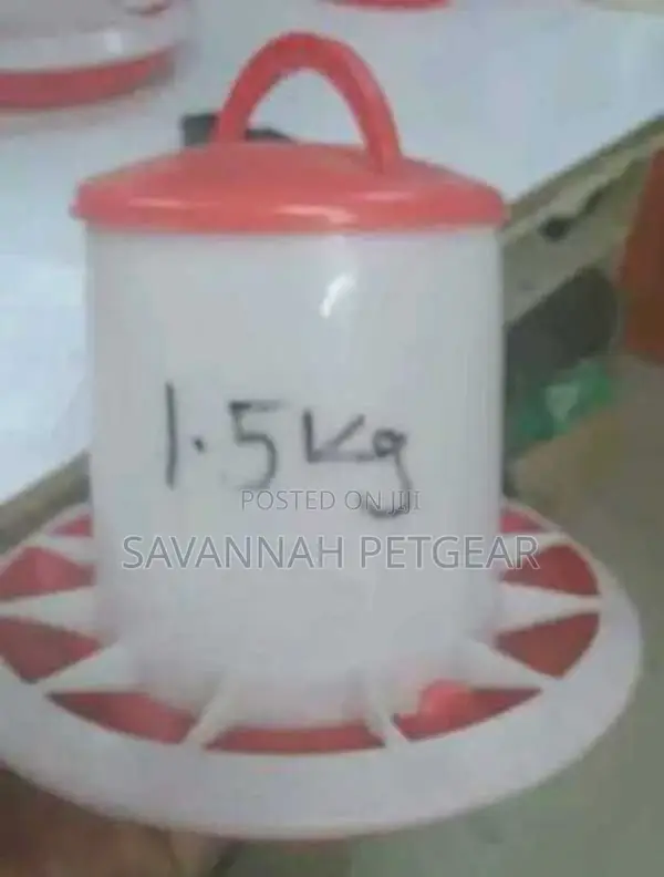 1.5 Kg Chicken Feeder